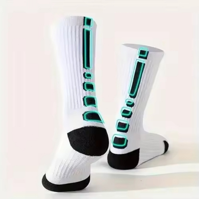3足組 メンズ コンフォートフィット クッション パフォーマ - Outdoor Sport Hose のレビューと価格